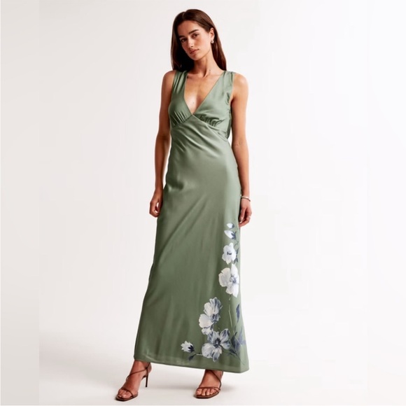 Abercrombie & Fitch Plunge Cowl Back Maxi Dress | Small Petite - Picture 1 of 5